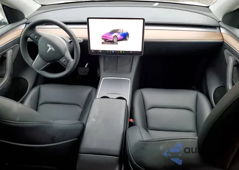 2023 Tesla Model Y z USA, uszkodzony, nr VIN 7SAYGDEE0PF606682